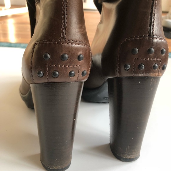 || TOD’S || Leather Heeled Lace Booties - Picture 7 of 8